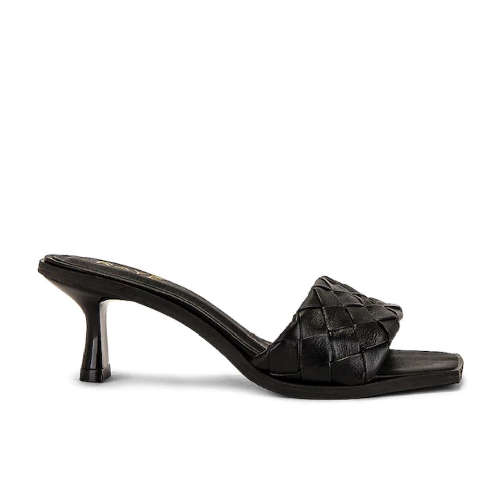 Raye Santos Heel Size 7 Black